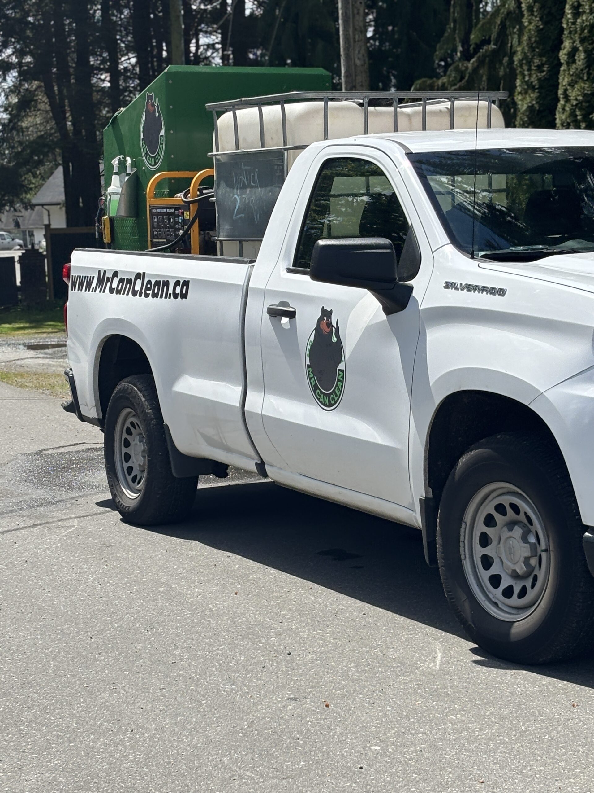 mr. can clean bin cleaning new west garbage bin cleaning service new west burnaby